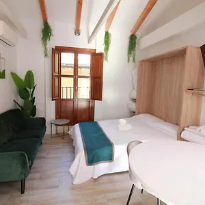 https://gloria-suites.es-andalucia.com