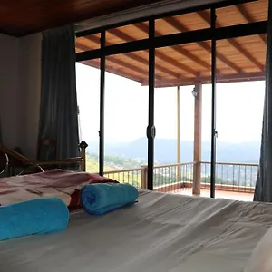 Haven Upon Hills Канди